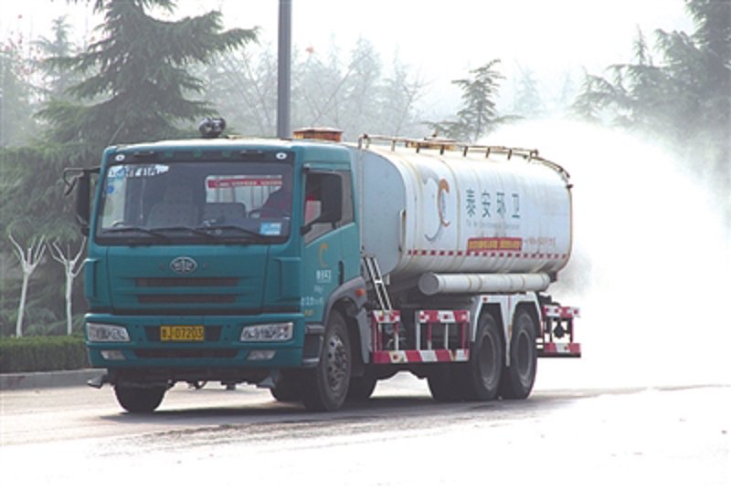 环卫洒水车